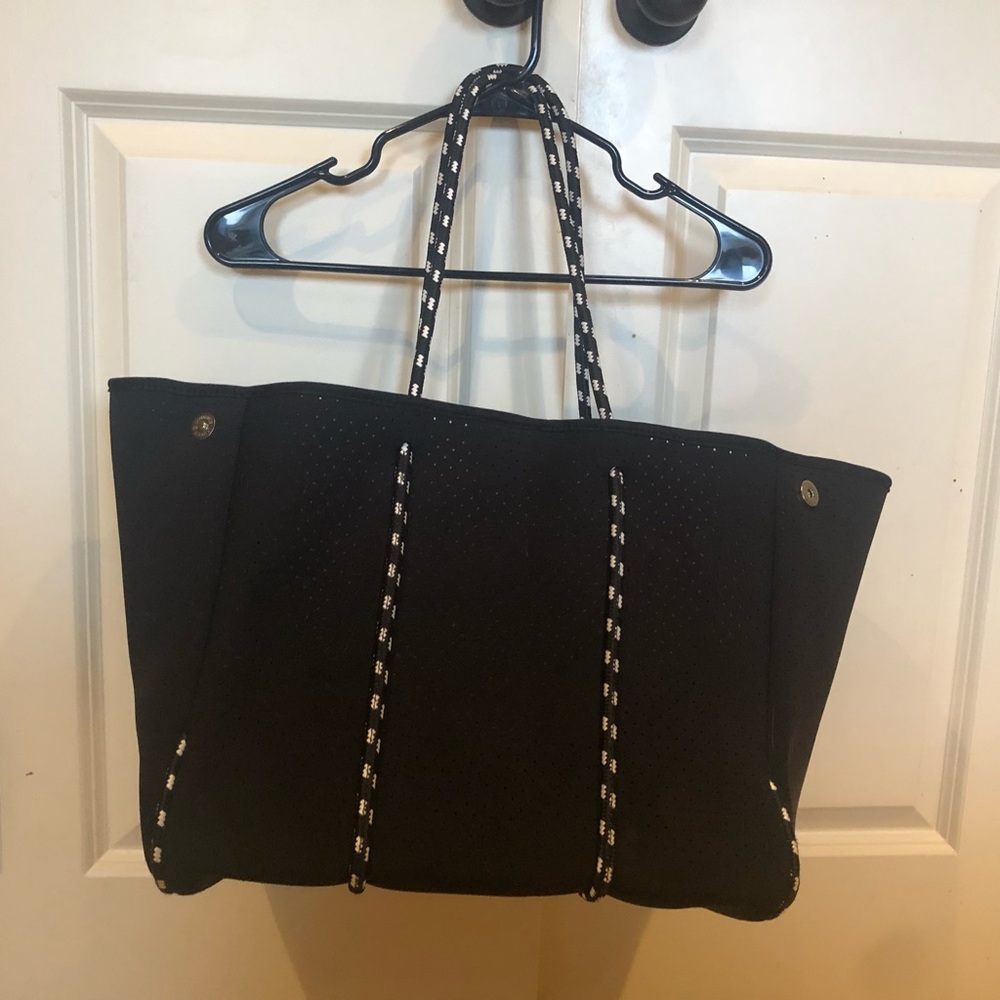 Neoprene bag
